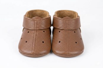 Handmade Tan Brown Leather Baby Shoes, Taba Rengi Deri Bebek Ayakkabısı, Zapatos de bebé cuero marrón claro, Tan-Braune Baby-Lederschuhe, Chaussures bébé cuir marron tanné, Scarpine neonato pelle color cuoio, Tan bruine leren babyschoentjes, 棕褐色真皮婴儿鞋, タンブラウン レザー ベビーシューズ, टैन ब्राउन लेदर बेबी जूते, حذاء طفل جلدي بني فاتح, Sapatinho de couro marrom tan, 태닝 브라운 가죽 아기 신발