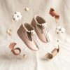 Handmade Blush Pink Leather T-Strap Baby Shoes, Infant Moccasins with Adjustable Toggle, Soft Sole Toddler Booties, Zapatos de bebé de cuero rosa palo con tiras en T, Sandalias de bebé suela blanda cordón ajustable, Puderrosa T-Steg Baby-Lederschuhe, Krabbelschuhe mit verstellbarem Kordelzug, Chaussures bébé style salomé en cuir rose poudré, Chaussons premier pas cordon ajustable, Scarpine neonato modello T-bar in pelle rosa cipria, Primi passi suola morbida con coulisse regolabile Handmade Blush Pink Leather T-Strap Baby Shoes, Infant Moccasins with Adjustable Toggle, Soft Sole Toddler Booties, Zapatos de bebé de cuero rosa palo con tiras en T, Sandalias de bebé suela blanda cordón ajustable, Puderrosa T-Steg Baby-Lederschuhe, Krabbelschuhe mit verstellbarem Kordelzug, Chaussures bébé style salomé en cuir rose poudré, Chaussons premier pas cordon ajustable, Scarpine neonato modello T-bar in pelle rosa cipria, Primi passi suola morbida con coulisse regolabile