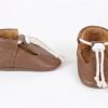 Handmade Tan Leather Baby Shoes, Soft Sole T-Strap Moccasins, Infant Toddler Booties Zapatos de bebé de cuero hechos a mano, Mocasines suela blanda marrón claro, Patucos t-strap Handgefertigte hellbraune Leder Babyschuhe, Weiche Sohle T-Steg Krabbelschuhe, Lauflernschuhe Chaussons bébé en cuir fait main, Mocassins semelle souple marron clair, Chaussures premiers pas Scarpe neonato in pelle fatte a mano, Mocassini suola morbida marrone chiaro, Scarpine primi passi