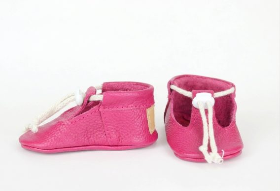 5 Magenta leather baby shoes Soft sole infant moccasins Fuchsia T-strap crib booties Handmade pre-walker slippers Pink toddler first walker shoes Drawstring natural lace footwear Zapatos de bebé cuero fucsia Mocasines de piel suela blanda Calzado infantil recién nacido Magenta Leder Krabbelschuhe Weiche Baby Lauflernschuhe Handgefertigte Erstlingsschuhe Scarpine neonato pelle fucsia Mocassini bebè suola morbida Chaussons bébé cuir magenta Mocassins premier pas souples