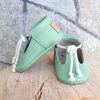 Mint green leather baby shoes Soft sole infant moccasins T-strap toddler crib booties Handmade pre-walker slippers Drawstring natural lace footwear Zapatos de bebé cuero verde menta Mocasines de piel suela blanda Calzado infantil recién nacido Mintgrüne Leder Krabbelschuhe Weiche Baby Lauflernschuhe Handgefertigte Erstlingsschuhe Scarpine neonato pelle verde menta Mocassini bebè suola morbida Chaussons bébé cuir vert menthe Mocassins premier pas souples